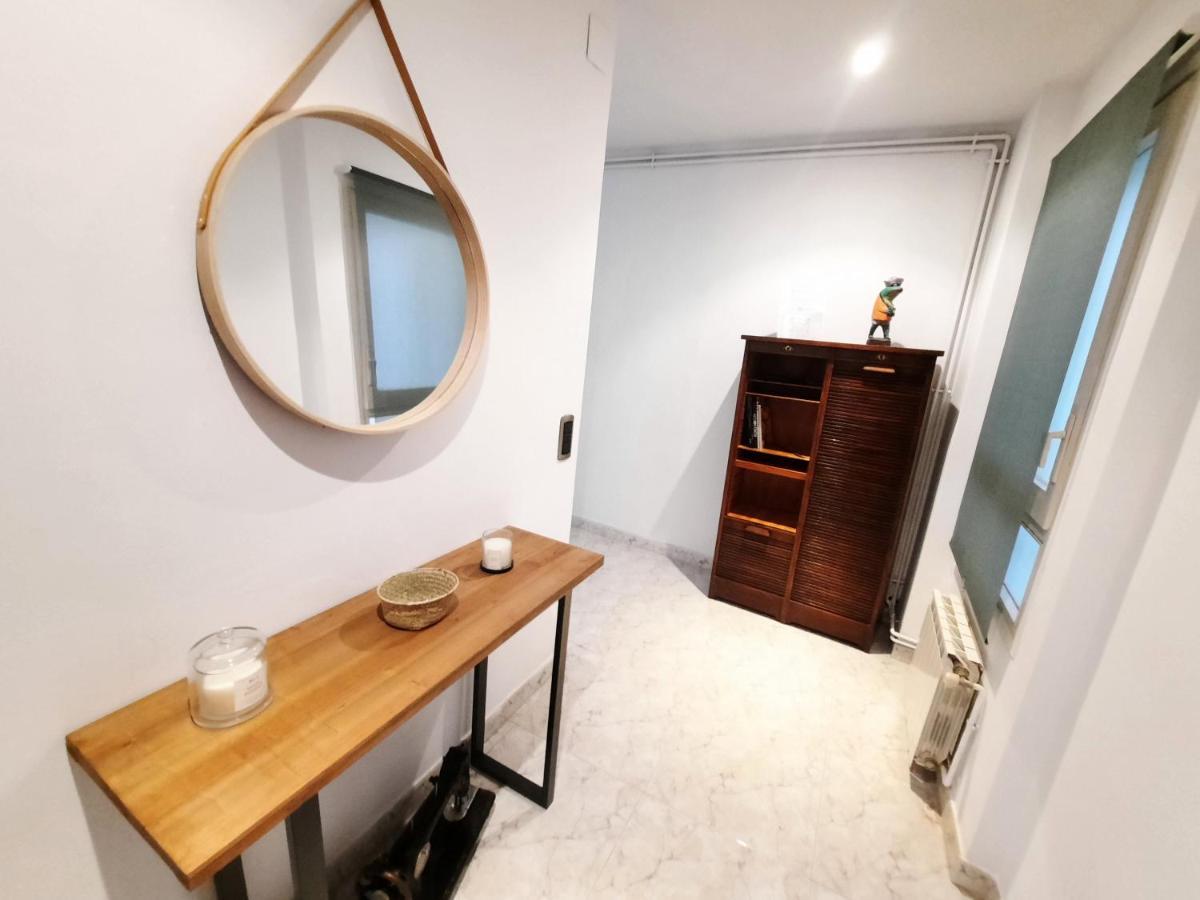 Bright Apartment Near The Beach And Barcelona By Train Masnou Exterior photo