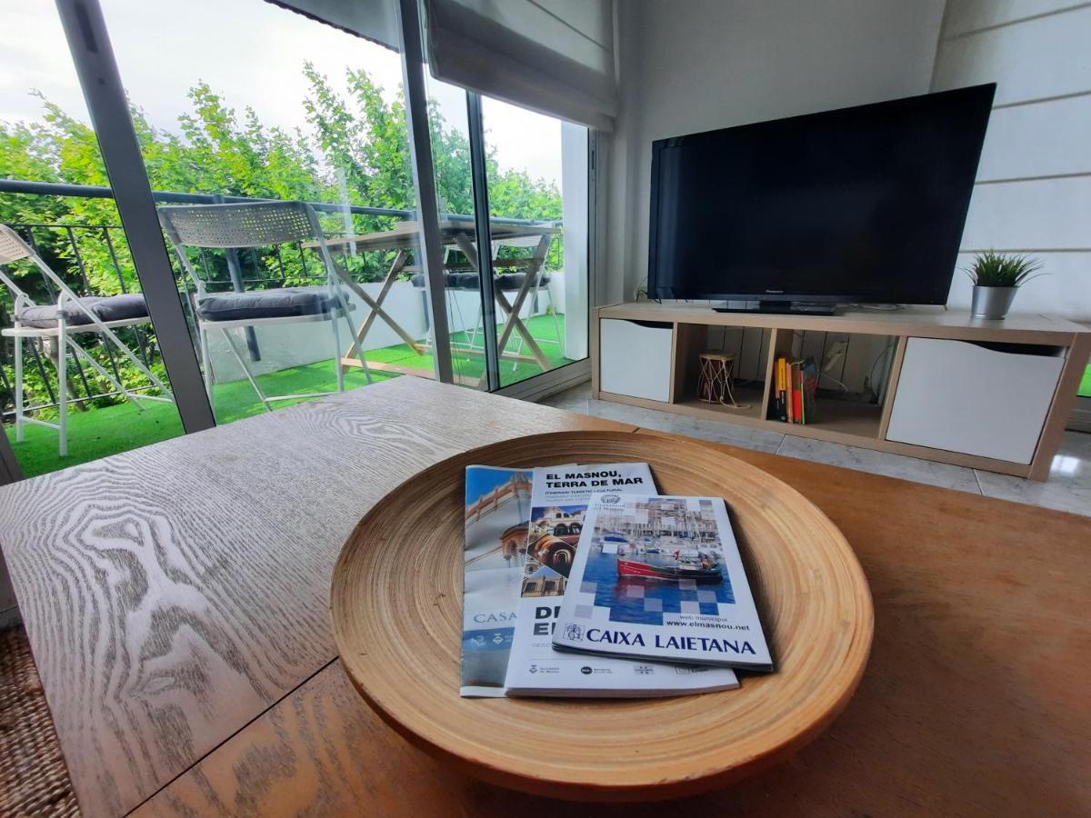 Bright Apartment Near The Beach And Barcelona By Train Masnou Exterior photo