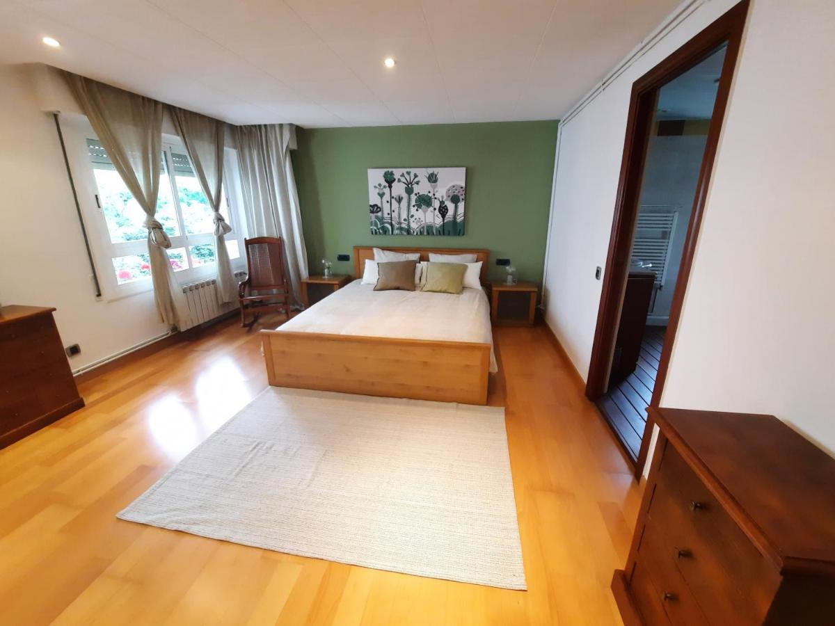 Bright Apartment Near The Beach And Barcelona By Train Masnou Exterior photo